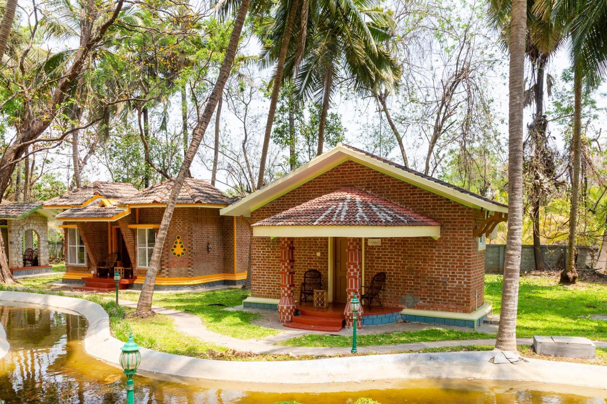 Kairali - The Ayurvedic Healing Village Palakkad Ngoại thất bức ảnh