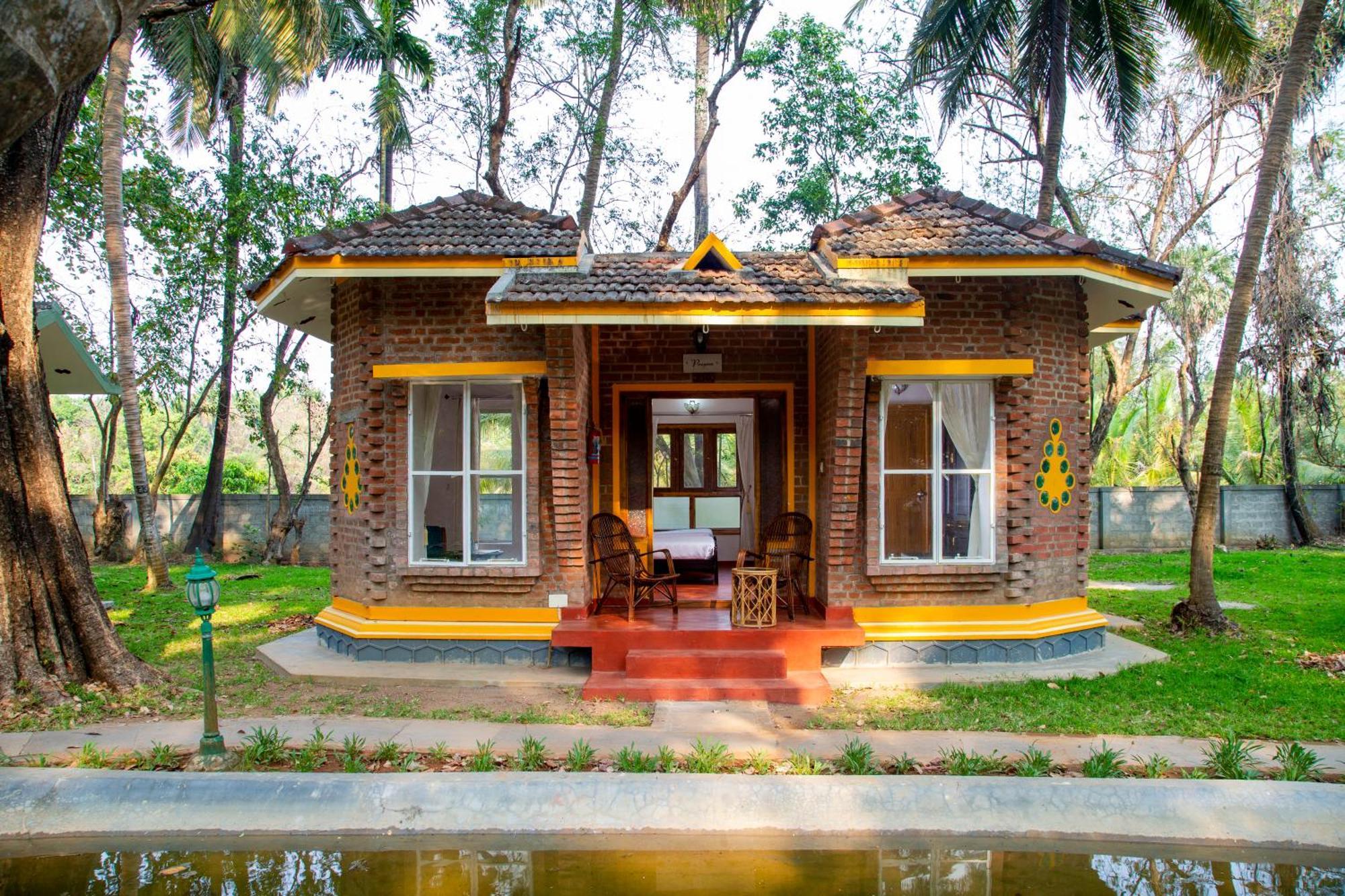 Kairali - The Ayurvedic Healing Village Palakkad Ngoại thất bức ảnh